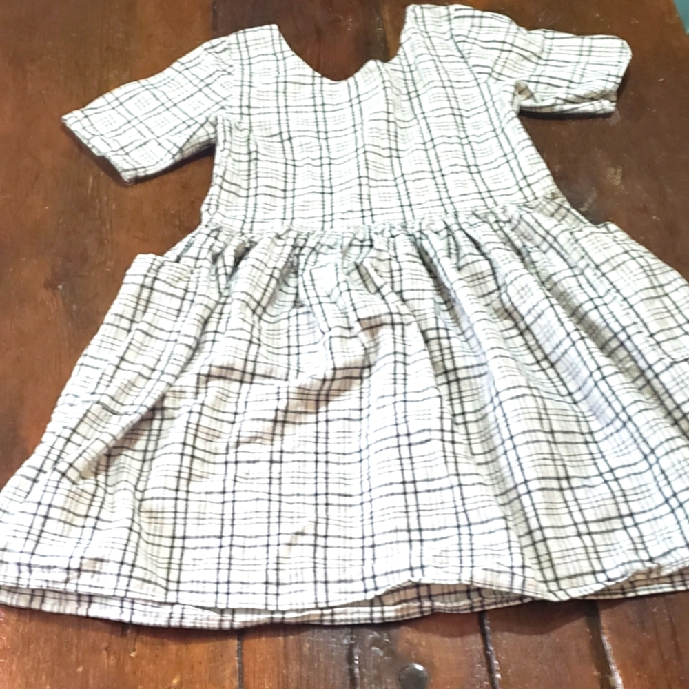 Urban renewal baby dollvdress with pockets XS Made in America- vintage fabrics